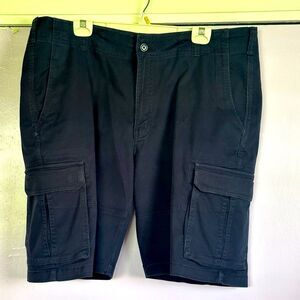 Men’s Goodfellow & Co Cargo Shorts Sz 42 Navy